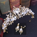Vintage Braut-Tiara und Tropfenohrringe Set mit Kristallen und birnenförmigen Steinen - Handgefertigte Goldene Basis Weißer Strass + Ohrclip