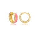 Detail von goldenen Creolen mit rosa Emaille und Pavé-gefassten Zirkoniasteinen im Set - Rosa Rand Pave Zirkonia Creolen
