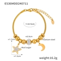 Elegante bracciale serpente in acciaio al titanio dorato con ciondoli stella e luna - Stile Stella E Luna (E536) / Oro