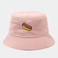Primer plano del bordado de perrito caliente en un gorro de algodón rosa con costuras - M (56-58cm) / Rosa Empolvado