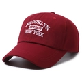 Klassische weinrote Baseballkappe mit weißer Brooklyn 1631 Stickerei aus Baumwolle - Einheitsgröße / Burgunderrot