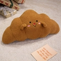 Pluche croissant kussen in bruine teddybeerstof met schattig geborduurd gezichtje - 45cm / Bruin