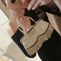 Elegante borsa da sera dorata con strass scintillanti e lunghe nappe a frangia - Oro