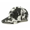 Casquette de baseball tie-dye noir et blanc avec broderie Jubilant 3D et visière courbée - Noir