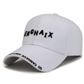 Berretto da baseball bianco con ricamo ENCHAIX nero e scritte eleganti sulla tesa - Regolabile / Bianco