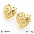 Pendientes de corazón dorados con textura tejida y piedras de circonita blanca - Pendientes de botón dorados (KE113738-KFC)