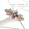 Pince à cheveux papillon or rose ornée de strass multicolores et cristaux étincelants - Thé Doré (Couleur Aléatoire)