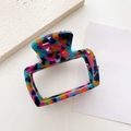 Square hollow hair claw clip with colorful tortoiseshell pattern on white stone plate - 6.6cm / Mixed Colors