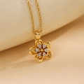 Collana con ciondolo a rosa 3D placcata in oro 18K con zirconi su catena a O - Oro