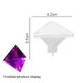 Moule en silicone pour dés pyramide avec modèle fini de 4,2 cm en résine violette - Dés n° 16