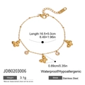 Bracciale dorato in acciaio inossidabile con tre ciondoli a farfalla e zirconi - Stile Tripla Farfalla Zircone Rotondo (JDB0203006)