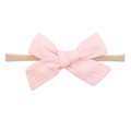 Bandeau bébé avec nœud en tissu rose texturé et bande en nylon élastique sur blanc - Rose (6)