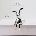 Versilberte Hasenfigur Ornament mit 8,8 cm Höhe für stilvolle Dekoration zu Hause - Sitzende Haltung / Silber