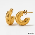 Boucles d'oreilles créoles torsadées dorées en acier inoxydable au design croissant - Grand Style Doré (KDE1945)
