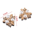 Ciondolo ape dorata con strass e perle 2,2cm x 2,2cm per decorazioni fai-da-te - Stile ape foglia triangolare / 2.2 cm (20 pezzi/confezione)