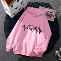 Sweat à capuche en polaire rose pour hommes et femmes avec imprimé cœur noir et décor lifestyle - S / Rose