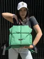 Sac à dos matelassé vert vif avec coutures carrées pour un style urbain décontracté - Vert Herbe