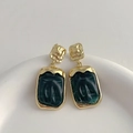Boucles d'oreilles carrées minimalistes en résine avec métal doré et motif marbré - Vert Foncé