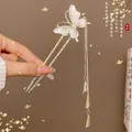 Épingle à cheveux papillon dorée en U avec strass brillants et longs glands à chaîne - Frange Papillon Campanule (63#) / Or