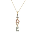 Collar dorado con colgante LOVE vertical y circonitas de colores en forma de corazón - Colgante LOVE de Circonia Colorida (23483)