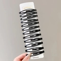 Lot de 12 pinces à cheveux BB en métal noir mat sur carte d'affichage de qualité - Style Long Large Brillant / Lot de 12 / Noir