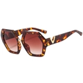 Fashionable oversized hexagonal tortoiseshell sunglasses with brown lenses and golden V logo - Tortoise/Brown Gradient Lens