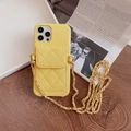 Custodia per telefono in pelle gialla trapuntata con porta carte e catena d'oro - Giallo / iphoneXR
