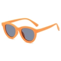 Vintage Kinder-Sonnenbrille mit leuchtend orangem Rahmen und dunkelgrauen Gläsern - Oranger Rahmen Graue Gläser