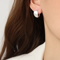 Minimalist silver geometric hoop earrings with a matte brushed finish for women - Small Oval Style / 1.6x1.1cm / Silver