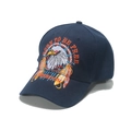 Détail de la casquette de baseball bleu marine avec broderie aigle et attrape-rêve - Taille unique (réglable 56-60 cm) / Bleu marine