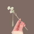 Golden Chinese hair pin with green ginkgo leaves and elegant long fringe tassels - Green Maple Leaf