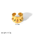 Bague ouverte en acier inoxydable doré 18k avec texture martelée et cinq pierres fines - Style Pierre Gemme à Cinq Couleurs Martelé Doré (TR4160)