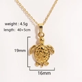 Detaillierte Größenangaben für goldene Schildkröten-Halskette mit Gewicht und Maßen - Schildkröte