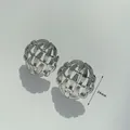 Zilveren holle geweven knoopoorbellen voor dames met 26mm diameter maat detail - Bolvormig Hol Gevlochten Zilver (D2783)