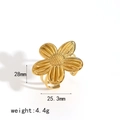 Detail showing 28mm golden flower ring dimensions and 4.4g weight on white background - Flower Shaped Open Ring (TR60186)