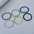 Pulseras de eslabones cubanos en seis colores incluyendo oro y plata en fondo gris - Pulsera 7mm 21cm / Color Acero
