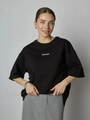 Μινιμαλιστικό μαύρο βαμβακερό t-shirt με oversized εφαρμογή και τύπωμα ESPIREO - S / Μαύρο