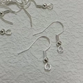 Ganchos para pendientes DIY de metal plateado con bola y muelle para joyería - Gancho estándar / Plateado