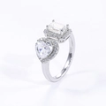 Anillo de plata 925 con piedras de moissanita en forma de corazón y corte esmeralda - Talla 9-11 / Blanco + Blanco