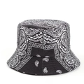 Reversible bucket hat with black and white paisley pattern in street style design - M (56-58cm) / Black