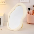 Specchio da trucco irregolare a forma di nuvola color bianco crema da tavolo o parete - Beige