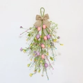 Handgefertigter 50cm Oster-Türhänger mit bunten Eiern, Papierblumen und Leinenschleife - 50cm Papierblume Osterei Leinenbogen Lange Ranke