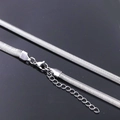 Collier chaîne serpent plate en acier titane argenté avec fermoir mousqueton ajustable - Chaîne Serpent Plate [Largeur 5mm Longueur 50cm+5]