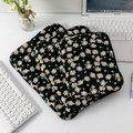 Tres fundas acolchadas para portátil con bordado de margaritas en varios tamaños - 11" / Bordado de Margaritas Negras
