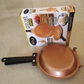Gotham Steel inklapbare pannenkoekenpan met antiaanbaklaag van titanium koper keramiek - 18cm / Goud