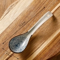 Japanese ceramic soup spoon with blue chrysanthemum pattern and dimensions 15.5cm x 4.5cm - Blue Radial