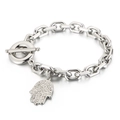 Silbernes Edelstahl-Armband mit Hamsa-Hand-Anhänger und klassischem Knebelverschluss - Stahlfarbenes Hamsa-Armband (KB152764-Z)