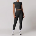 Completo yoga nero da donna con crop top a maniche corte e leggings sportivi a vita alta - Taglia S / Top E Pantaloni / Manica Corta + Leggings / Grigio Blu Profondo