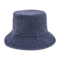 Vintage dunkelblauer Denim Fischerhut mit Metallösen und gesteppter Krempe auf Weiß - Marineblau