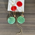 2406010 Red-Green Shell Color Block Tassel Earrings (S925 Silver Pin)